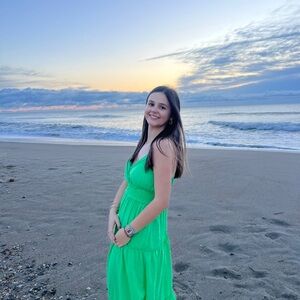 Meet your Posher, Brooke